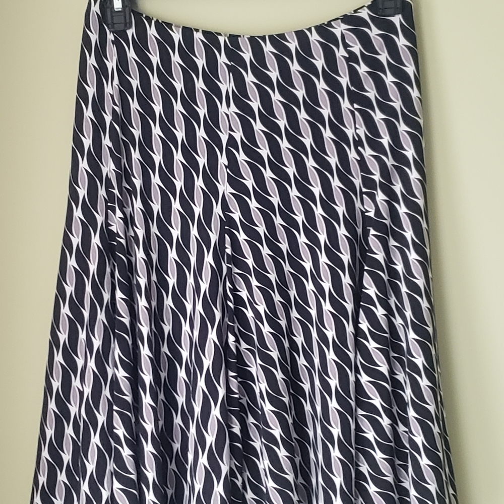 East 5th Black/gray /white  Brand new Size medium
